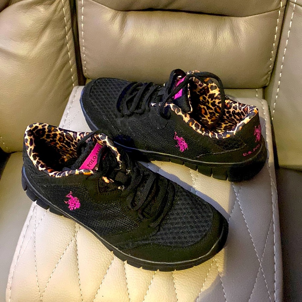 🌟U.S. Polo Assn. walking shoes🌟